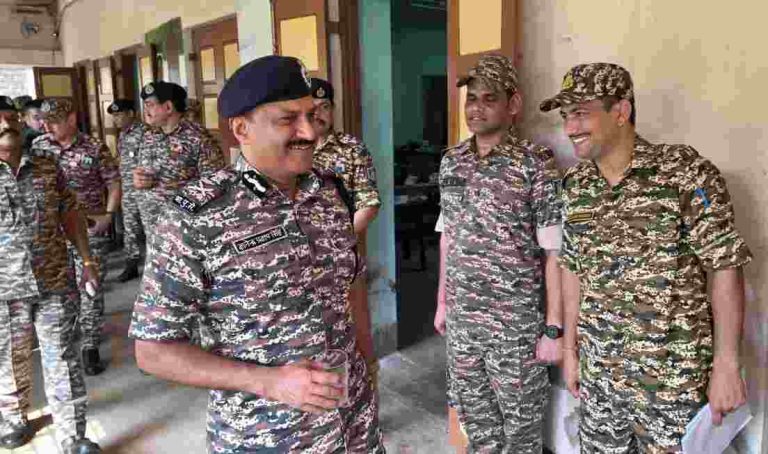 सोशल मीडिया से जगाया सिस्टम पर भरोसा: शिकायत निवारण की मिसाल बने CRPF डीजी जीपी सिंह